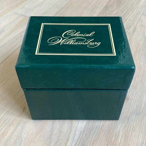 Williamsburg Carolers - Lang and Wise - Picture 2 of 10